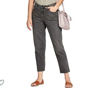 High waisted Mom jeans